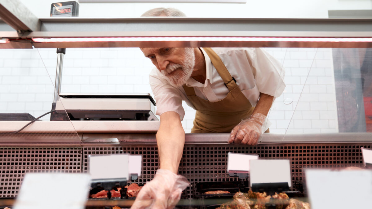 Camion de boucherie : un outil clé pour le commerce mobile de viande et charcuterie