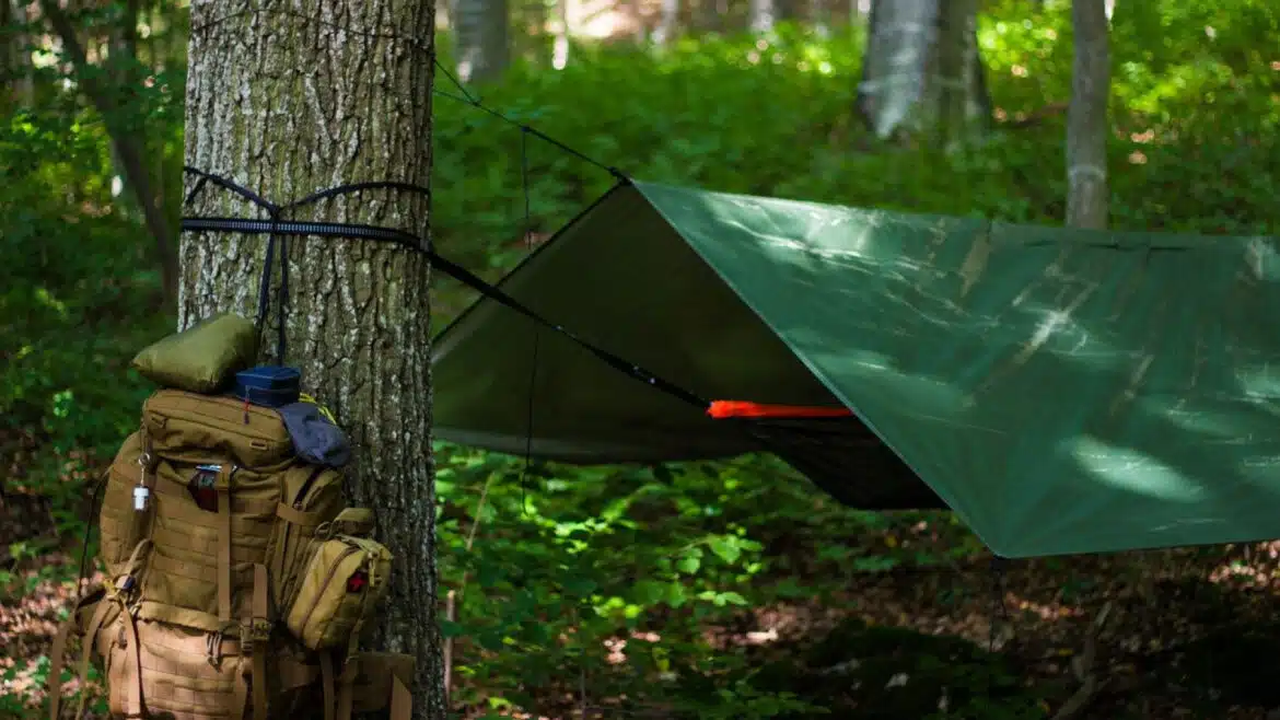 Le tarp de campement : la protection idéale contre les intempéries en pleine nature